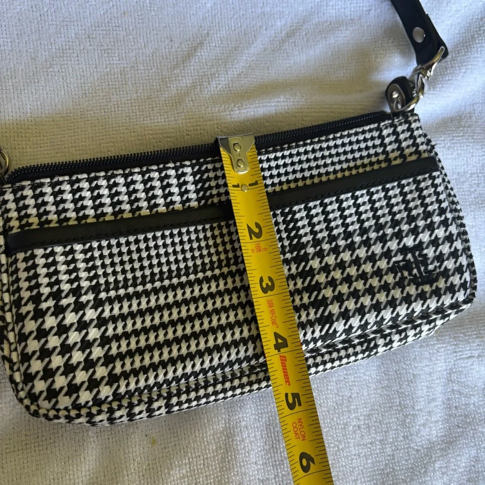 Ralph Lauren Black and White Houndstooth Shoulder Bag - Picture 10 of 10